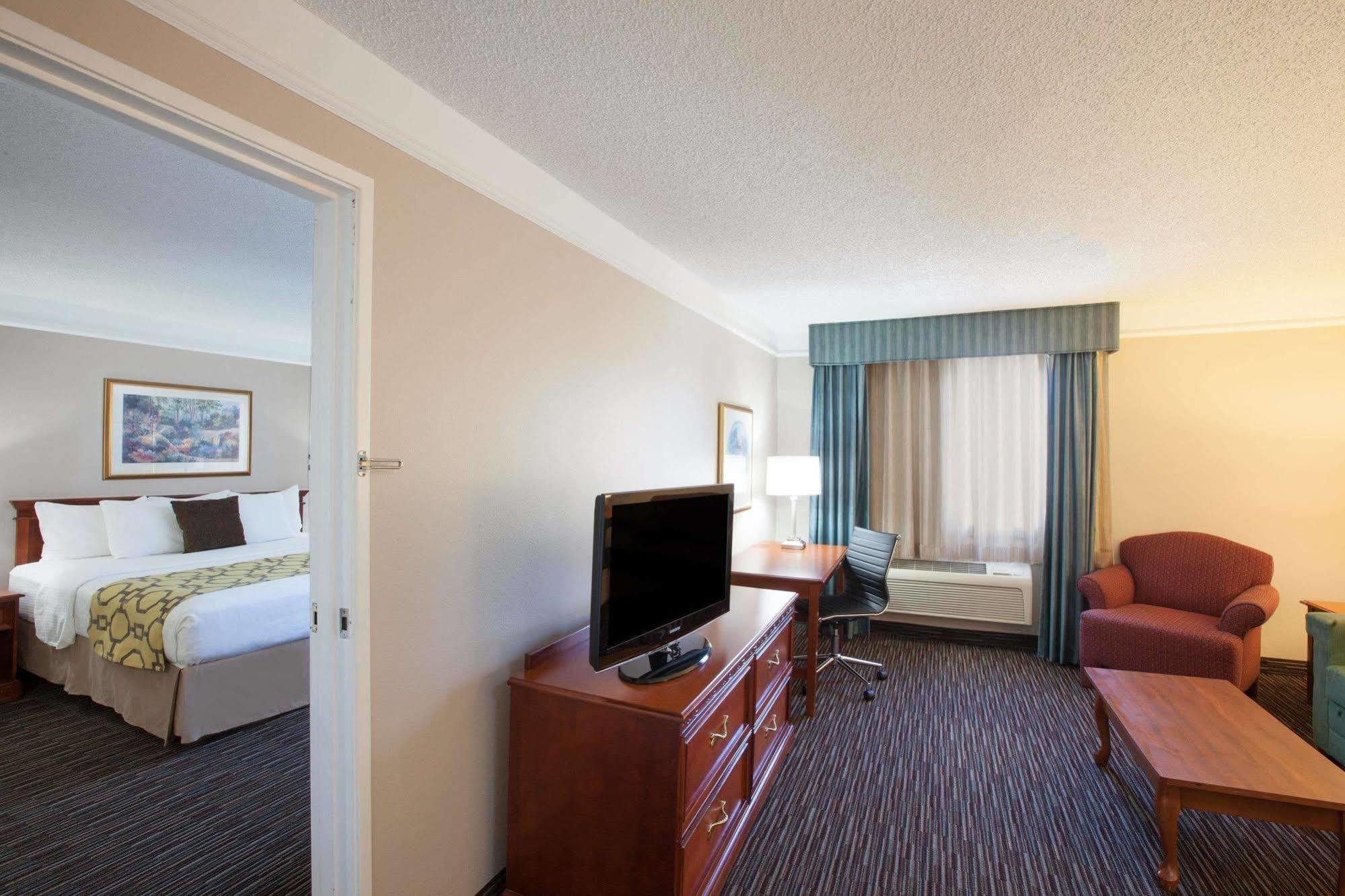 Red Roof Inn Texarkana Bagian luar foto
